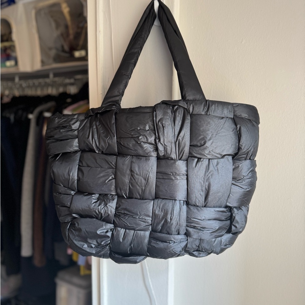 GORGEOUS! Sam Edelman Braided, Nylon Tote bag with padded laptop compartment!